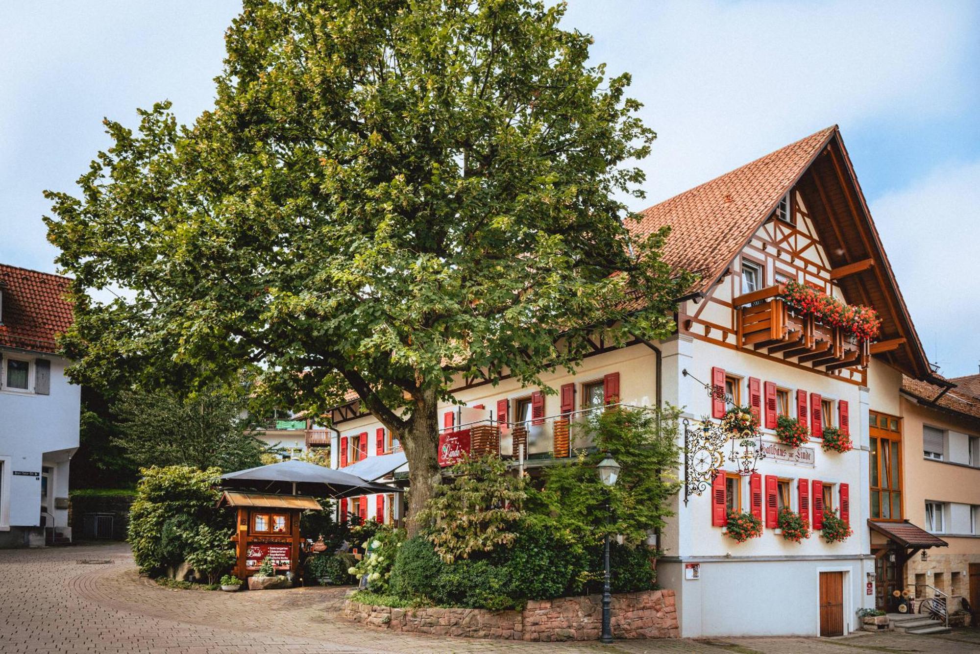 Landgasthaus Zur Linde, Neusatz Bühl Exterior foto